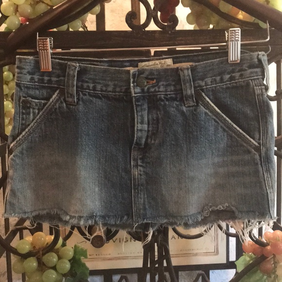 ABERCROMBIE & FITCH DENIM MINI SKIRT! Size 00. - Picture 4 of 7